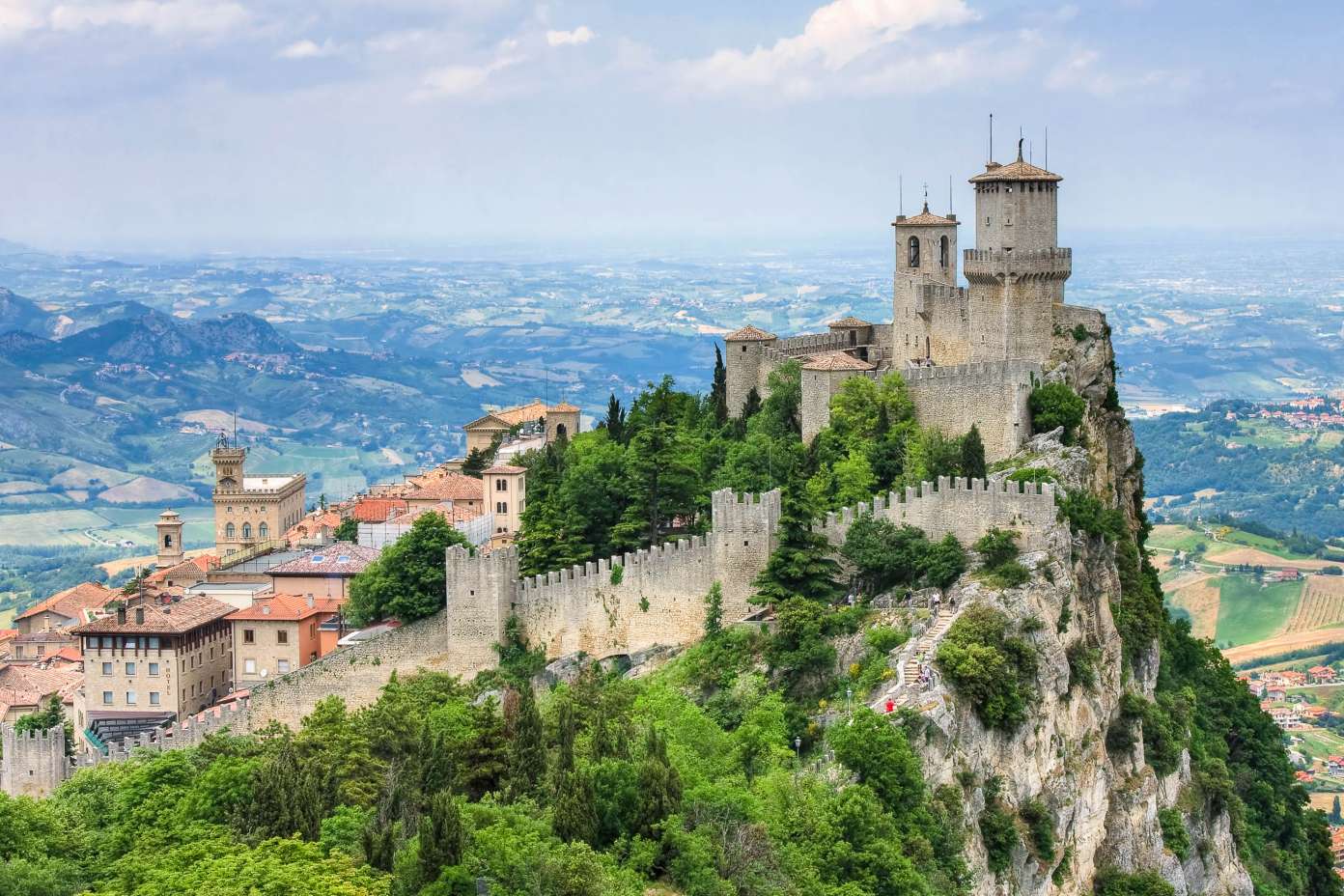 San Marino Asgari Ücret ve Maaşlar 2023 3 San Marino'da Maaşlar 2023'te Artacak mı?